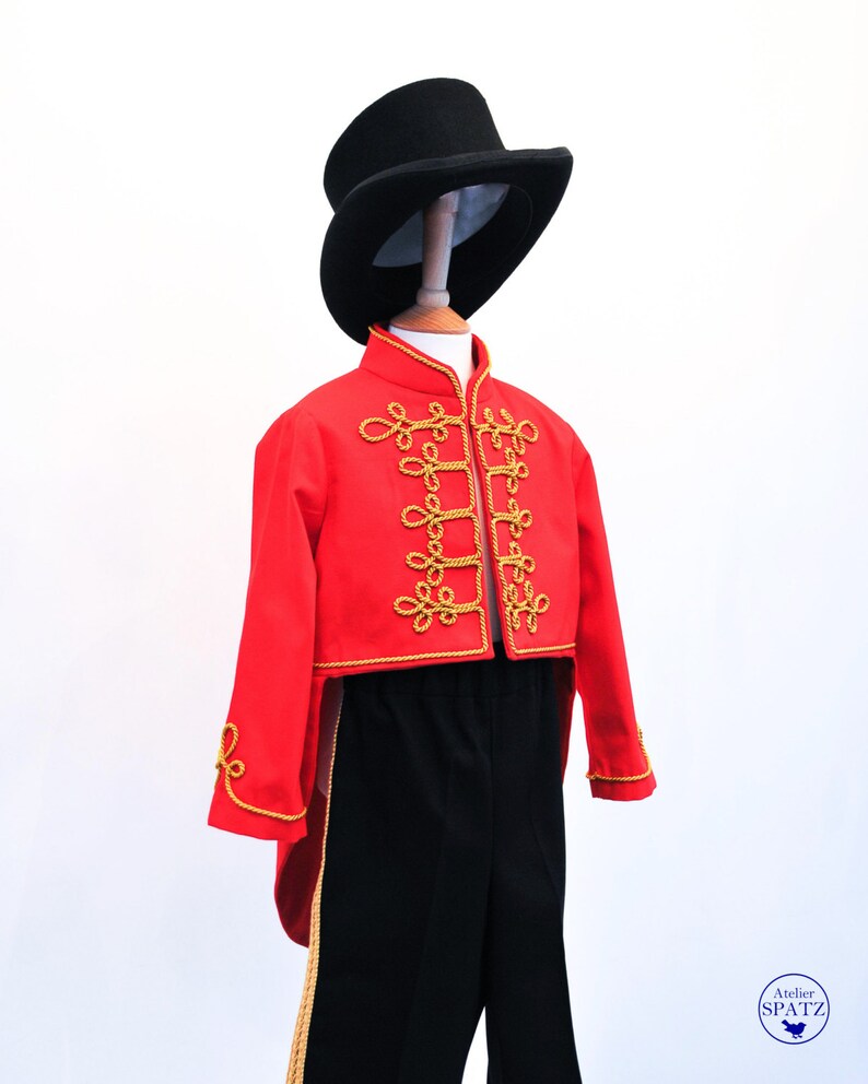 child ringmaster costume uk