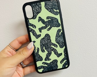 MISPRINTED - IPHONE xr max - Green Bigfoot 50% OFF