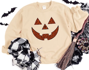 Cream Jack-o'-lantern Crewneck!