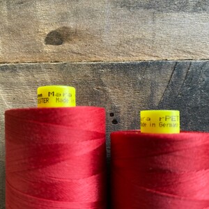 Recycled Polyester Thread Gutermann Mara 100 rPet Red (new) afbeelding 2
