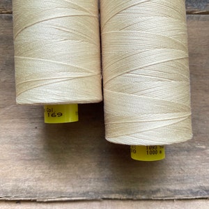 Recycled Polyester Thread Gutermann Mara 100 rPet Bone image 3