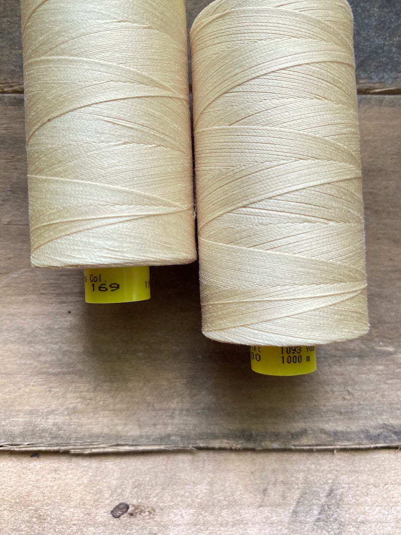 Recycled Polyester Thread Gutermann Mara 100 rPet Bone image 3