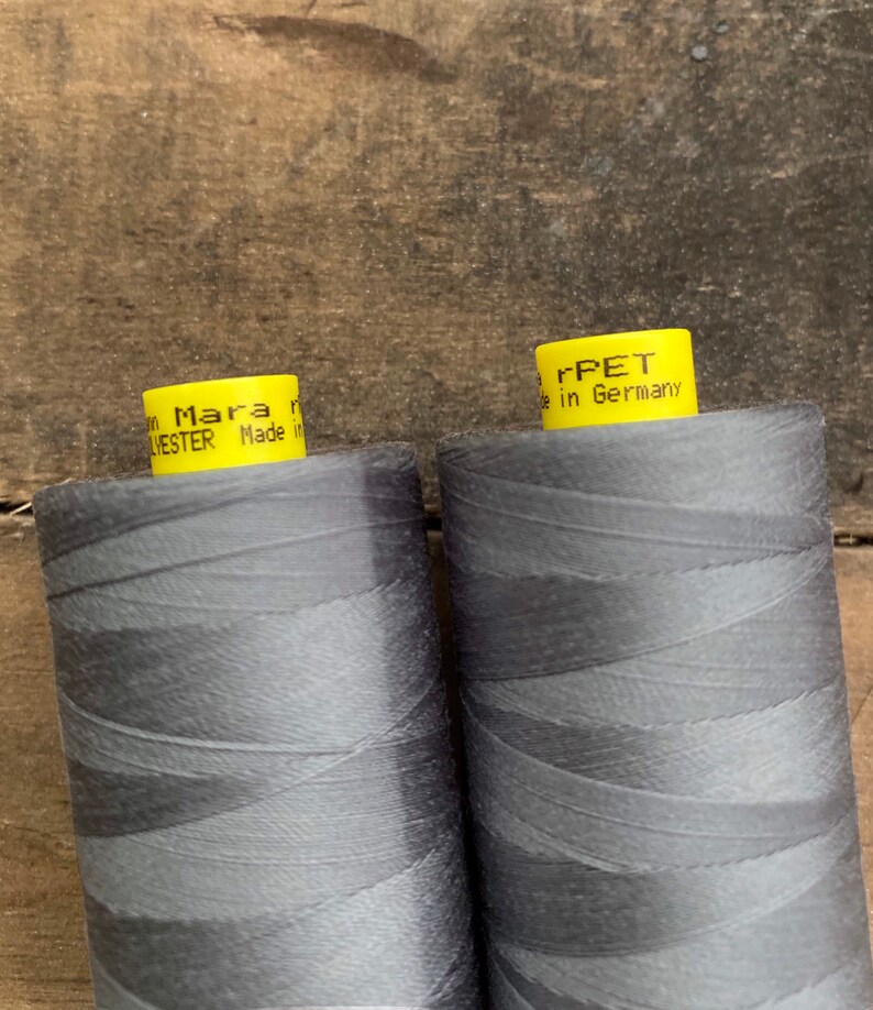 Recycled Polyester Thread Gutermann Mara 100 rPet Gray image 2
