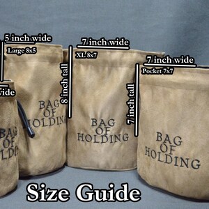 Bolsa de dados hecha a mano con bordado de zorro y ante verde. Accesorio para D&D D20 TTRPG. imagen 4