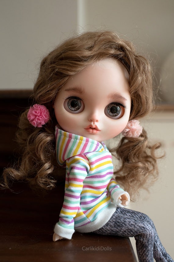 Doll sweatshirt 2024
