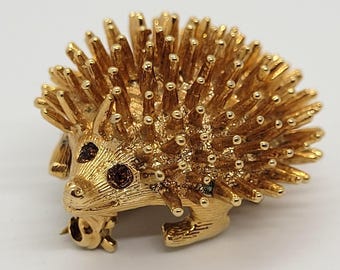 Vintage SARAH COVENTRY Gold Tone Hedgehog Pin/Brooch with Brown Rhinestone Eyes