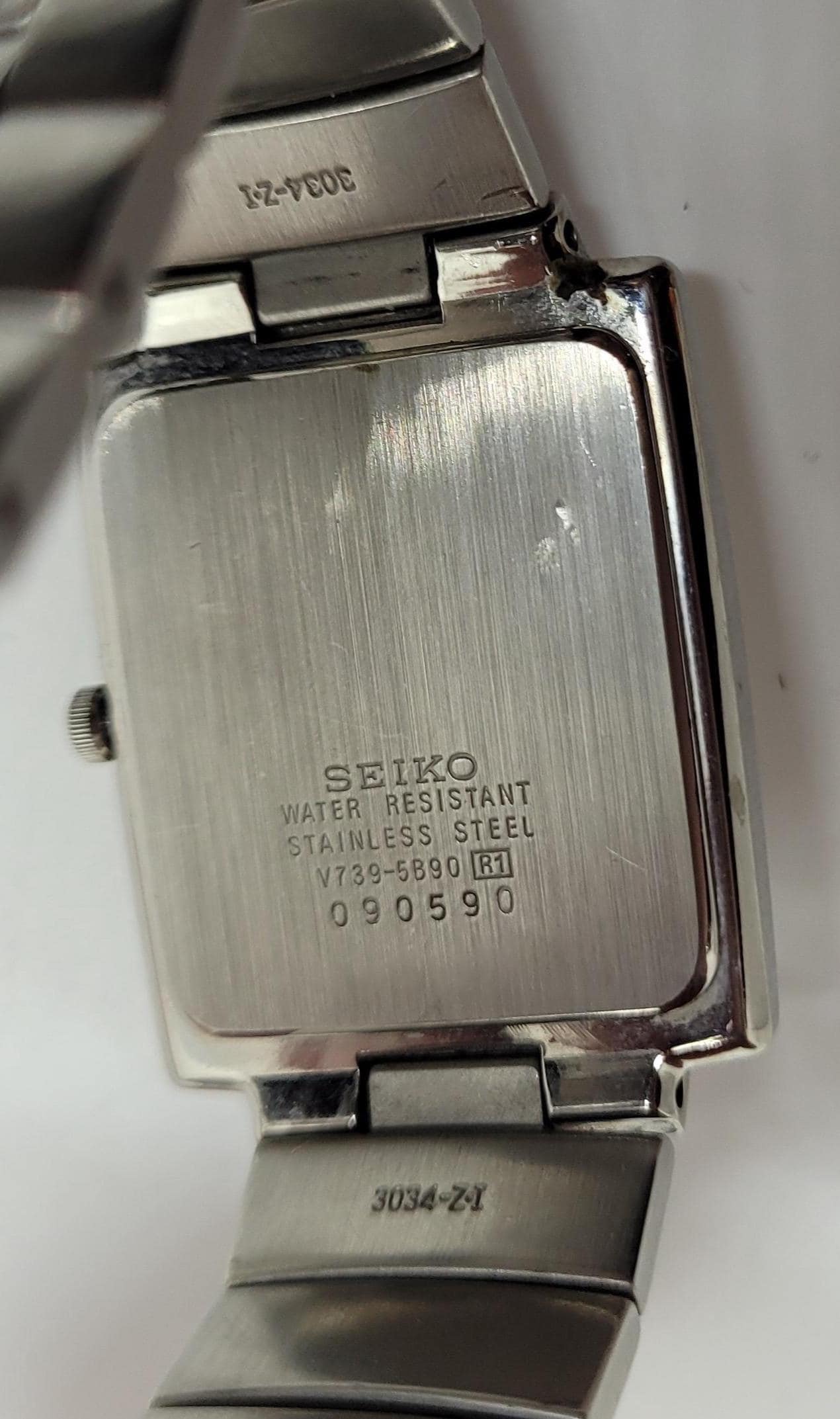 Vintage Seiko Men's Wrist Watch Model V739 5B90 Water Resistant