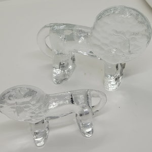 Set of 2 vintage 1970&#39;s Kosta Boda Bertil Vallien Zoo Series Art Glass Lions