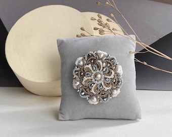 PDF tatting tutorial, shuttle tatting pattern and scheme brooch "Antique".