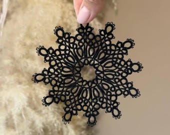 PDF tatting tutorial, shuttle tatting pattern and frivolite scheme black snowflake