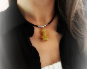 Yellow flower pendant choker necklace, woman rope leather choker, gift for her, stone flower necklace, Italian jewelry, lily flower