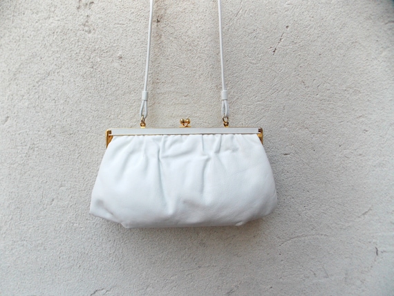 Bright White Vintage Leather Purse or Clutch, Gol… - image 1