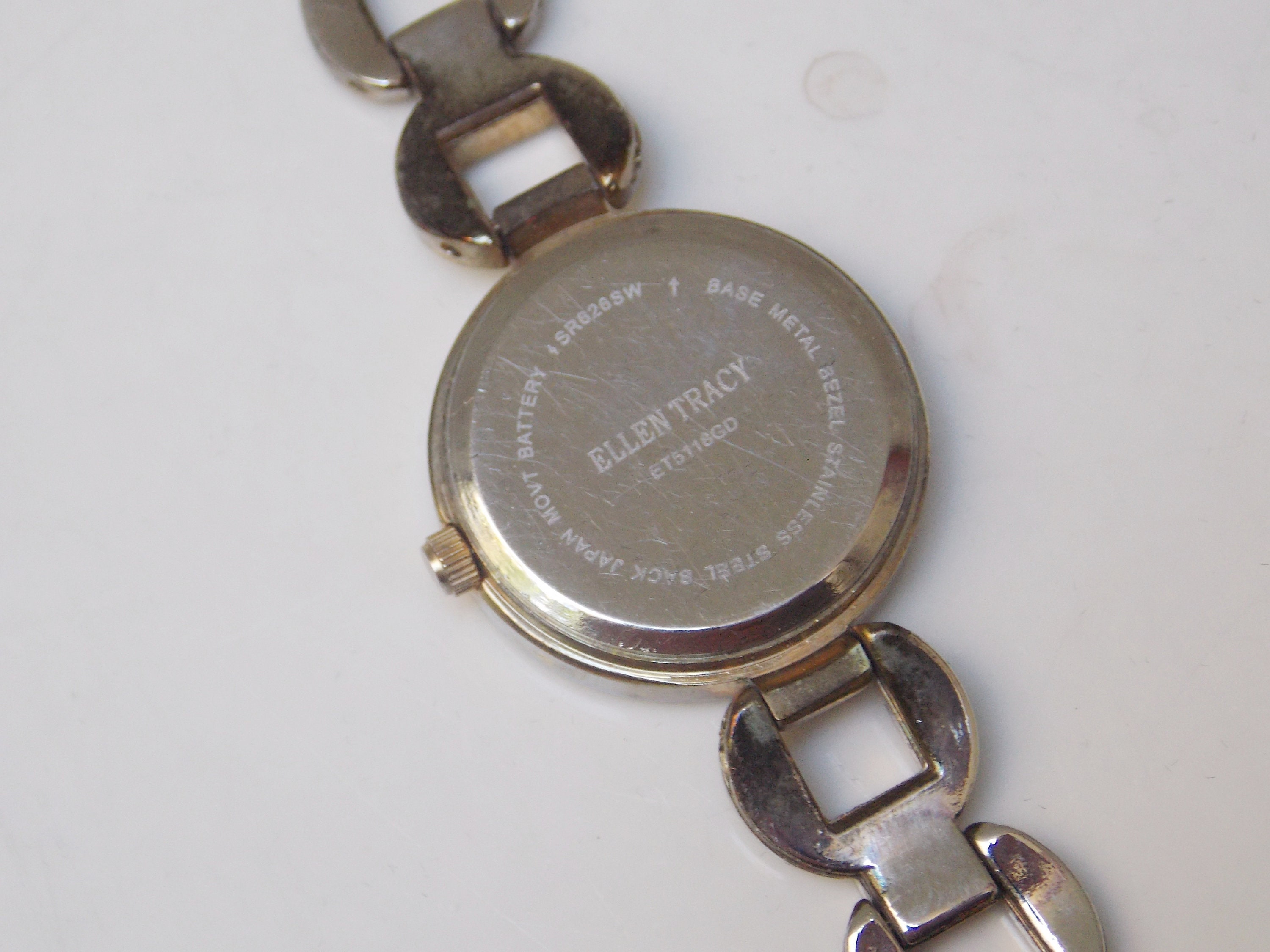 Ellen tracy top watch sr626sw