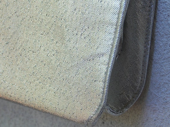 Vintage Silver Handbag Clutch Purse, Optional Cha… - image 4