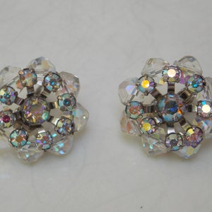 Vintage Cluster Aurora Borealis Rhinestone Earrings Clip On, 1950s image 2