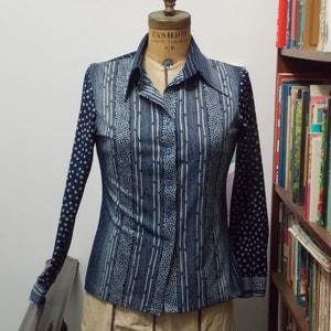 Navy Blue and White Funky 1970&#39;s Ladies Collared Blouse, Medium