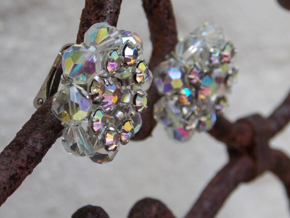 Vintage Cluster Aurora Borealis Rhinestone Earrin… - image 4