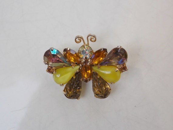 Small Vintage Yellow & Gold Jeweled Butterfly Pin
