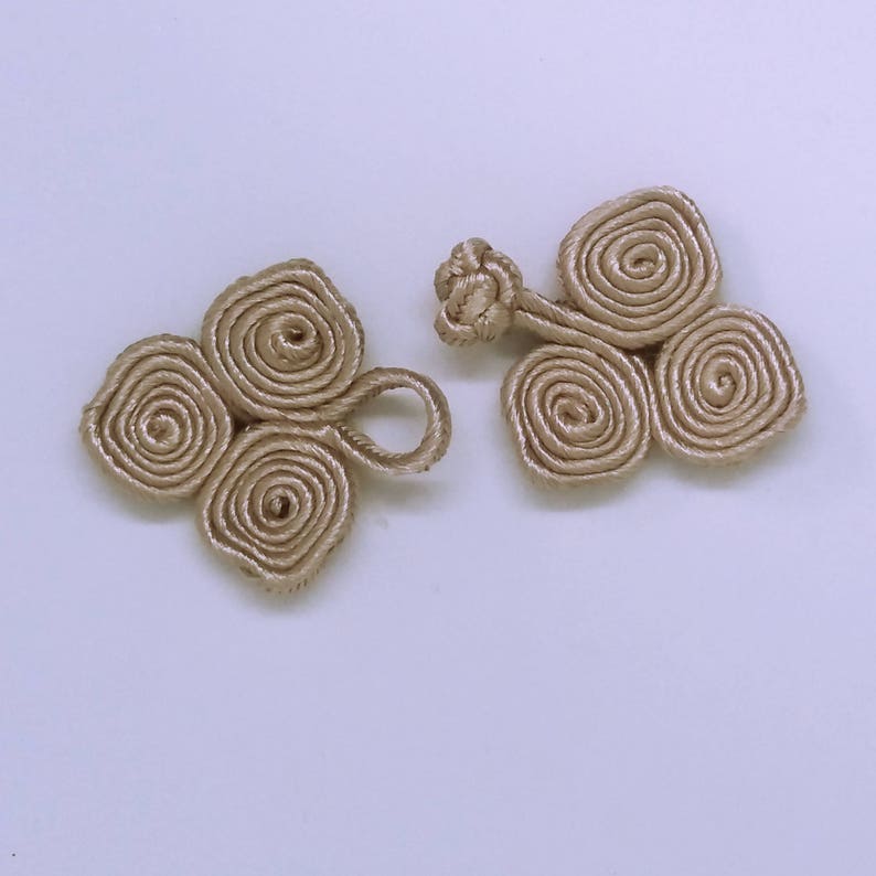 Oyster frog closure 3 scroll Set of 3