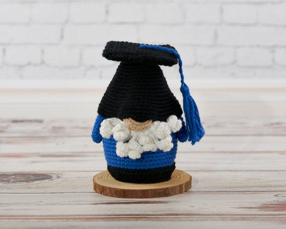 Crochet Graduation Gnome