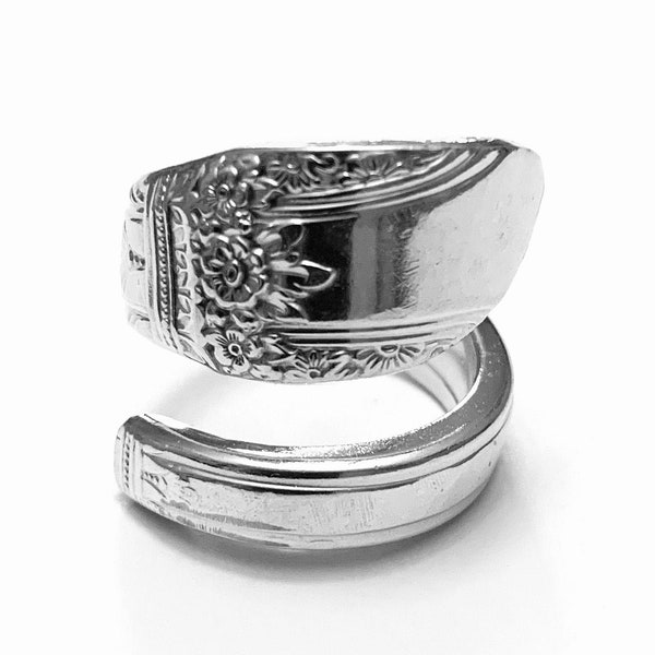 Spoon Ring 1937 "First Love"