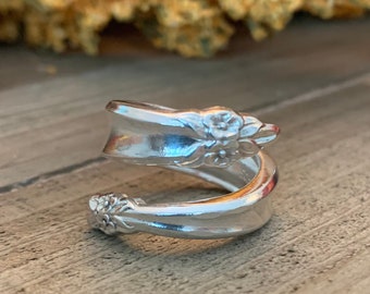 Spoon Ring 1965 "Garland" Handcrafted Spoon Jewelry