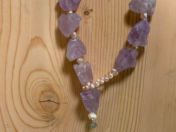 Raw Amethyst & FW Pearl Beaded Necklace STATEMENT - image 8