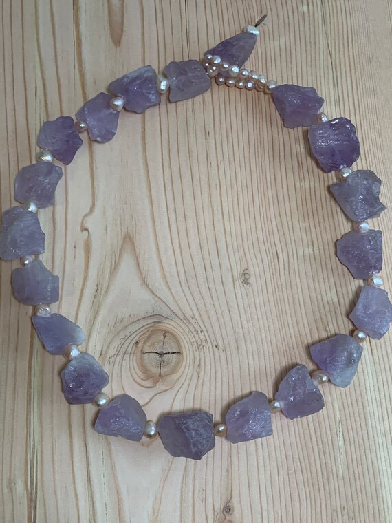 Raw Amethyst & FW Pearl Beaded Necklace STATEMENT - image 9