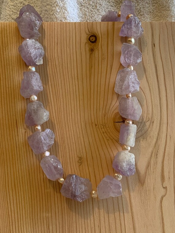 Raw Amethyst & FW Pearl Beaded Necklace STATEMENT - image 5