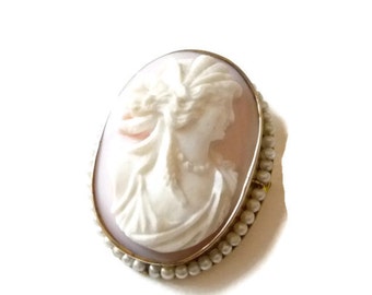 Cameo Pink Shell  Lovely Lady Pin/ Pendant Seed Pearl Bezel  14kt Yellow Gold