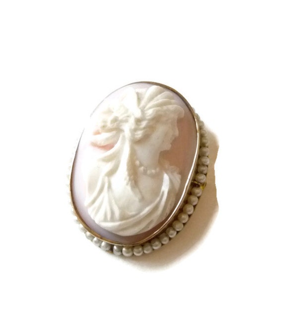 Cameo Pink Shell  Lovely Lady Pin/ Pendant Seed P… - image 1