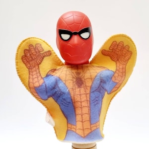 AMAZING!  SPIDER-MAN magic glove catch hand puppet Vicma 1980 Spain Version Extremely Rare