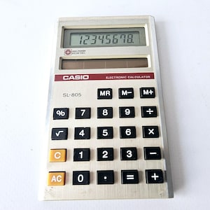 Casio SL-805 LCD Solar Pocket Calculator - Vintage