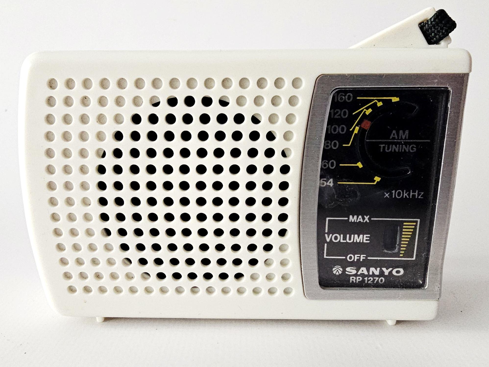 Vintage Transistor Radio – Sanyo RP-1270 AM Portable Retro 1970s