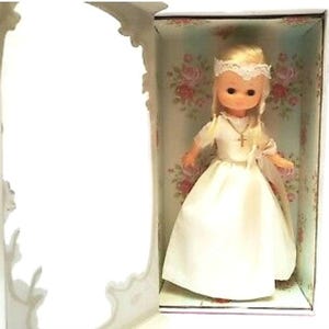 CHARMING! Famous Lesly Doll Nancy&#39;s Little Sister spanish doll 2016 Made in Spain 13&quot; boxed VERY RARE