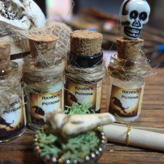 Dollhouse Skeleton Bones Halloween Magic Potion Bottle 1:12 Doll House Miniature