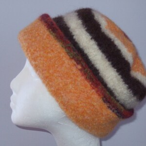 Wool Hand Knit Winter hat/ Handmade Wool Bucket hat/ Ladies brimmed wool hat/FREE SHIPPING/warmest wool knit winter hat/Striped Chemo hat