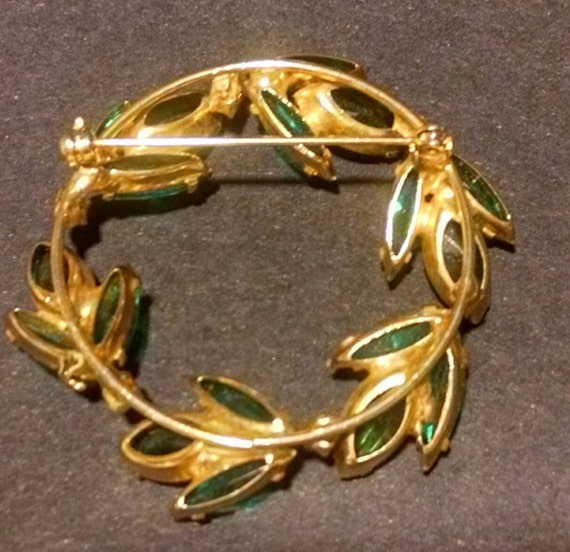 Crystal Rhinestone Wreath Brooch, Green Brooch, Vintage
