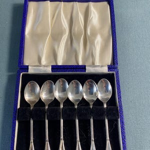 Solid Silver Cased Edwardian Teaspoons