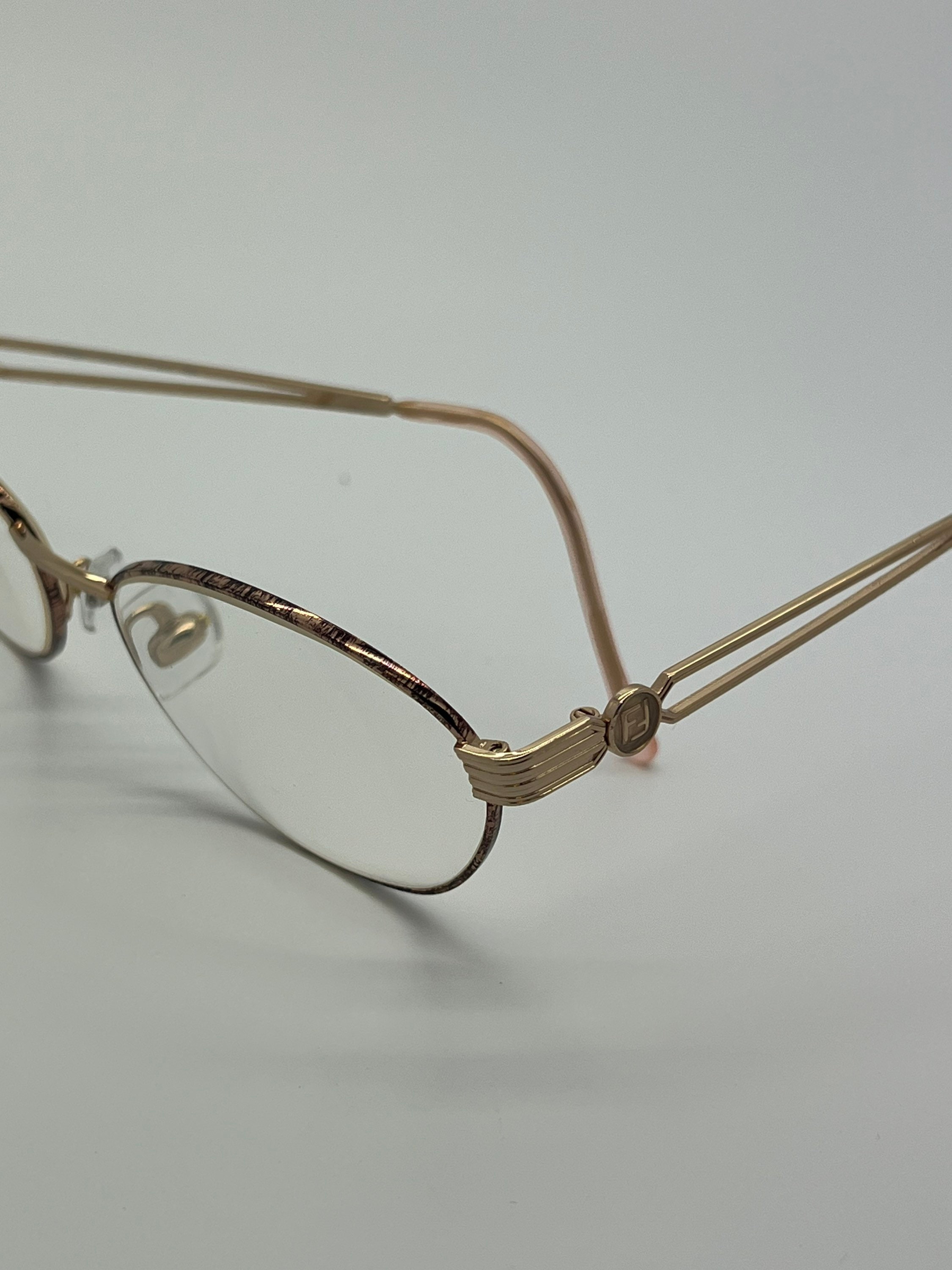 COPY - Fendi rose Eyeglasses Fendi – Mafami Eyewear main image 4