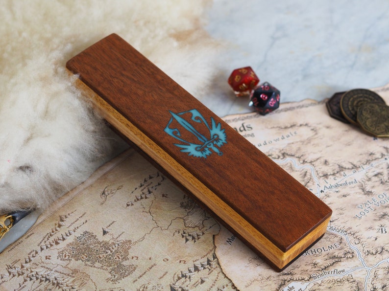 Dungeons and dragons pathfinder rpg gift D/&D wood dice box wooden dice case tabletop games engraved wood and resin dice vault for DnD