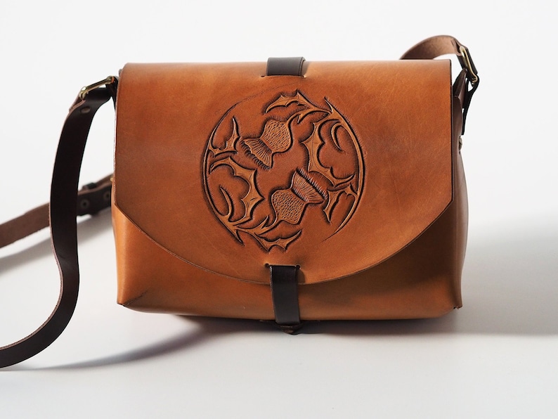 Scotland Shoulder Bag Sassenach Leather Purse Outlander Etsy