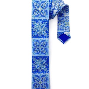 Blue Geometric Print Skinny Tie, Geometric Skinny Tie, Floral Skinny Tie, Men's Skinny Tie, Skinny Neck Tie for Men, Men's Neck Wear