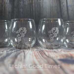Ohio State STEMLESS Wine Glasses - Officially Licensed Ohio State Vintage Brutus STEMLESS Wine glasses set of 4