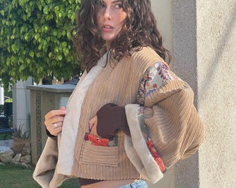 Kimono "Hinata" / Jacket / Short / Bohemian / Faux fur lined / Vintage floral patterns / Haori / Upholstery fabric