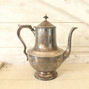 Cafetera plateada vintage - Maker's Mark Brady Flora #3015 - Servidor de café plateado - Cafetera plateada deslustrada para uso o exhibición