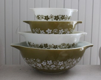pyrex 4piece 100 years glass mixing bowl set limited edition