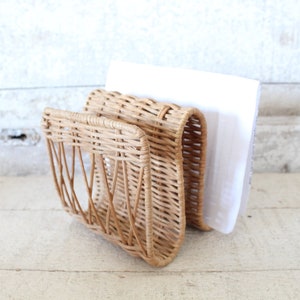 Vintage 1970s Wicker Napkin Holder / Letter or Mail Holder Mid Century Wicker Desk Accessory Boho Kitchen / Dinette Wicker Napkin Holder image 10