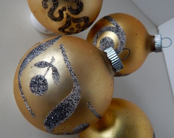Stenciled Gold Glitter Shiny Brite Vintage Christmas Ornaments - Set of Four - Mid Century Holiday Decorations - Stenciled Glitter Ornaments
