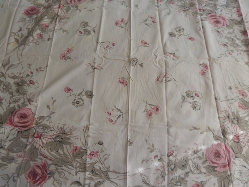 PinkTaupe Kitchen Table Linen Stamped Design Mid Century Table Cloth Romantic Cotton Table Cloth Shabby Chic 1950s Pink Table Linen